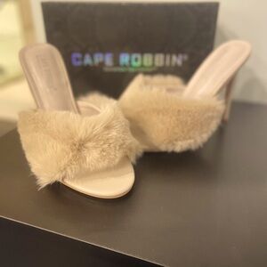 Adorable faux fur heels, never worn!